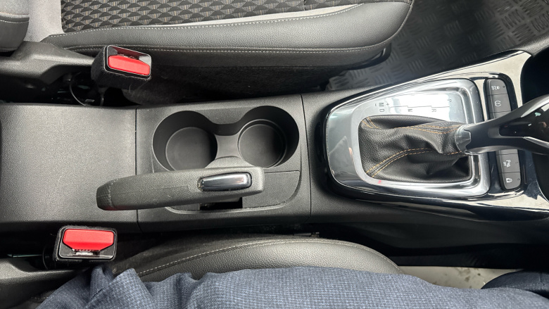 Vauxhall Crossland X 1.2T [110] Tech Line Nav 5dr [Start Stop] Auto Petrol Hatchback